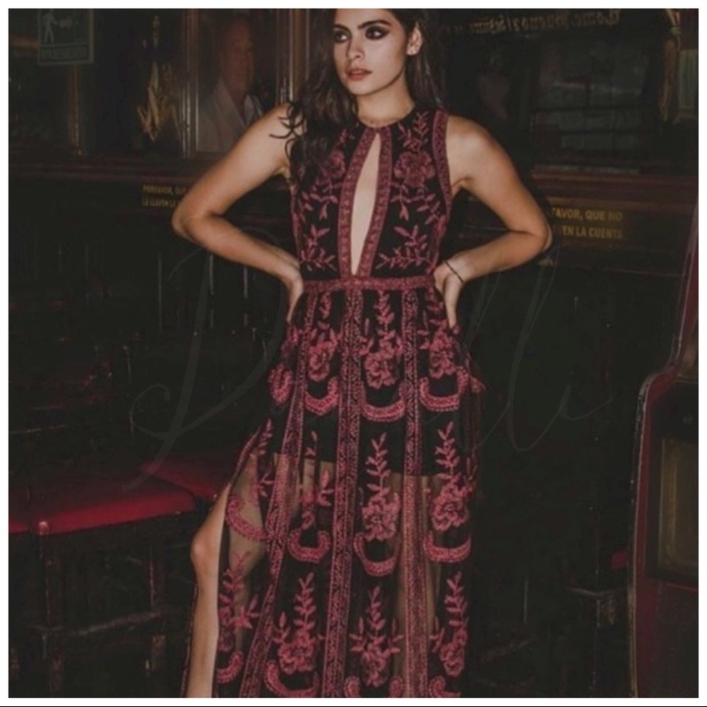 FINAL FEW | Black boho lace maxi dress - Picture 4 of 5
